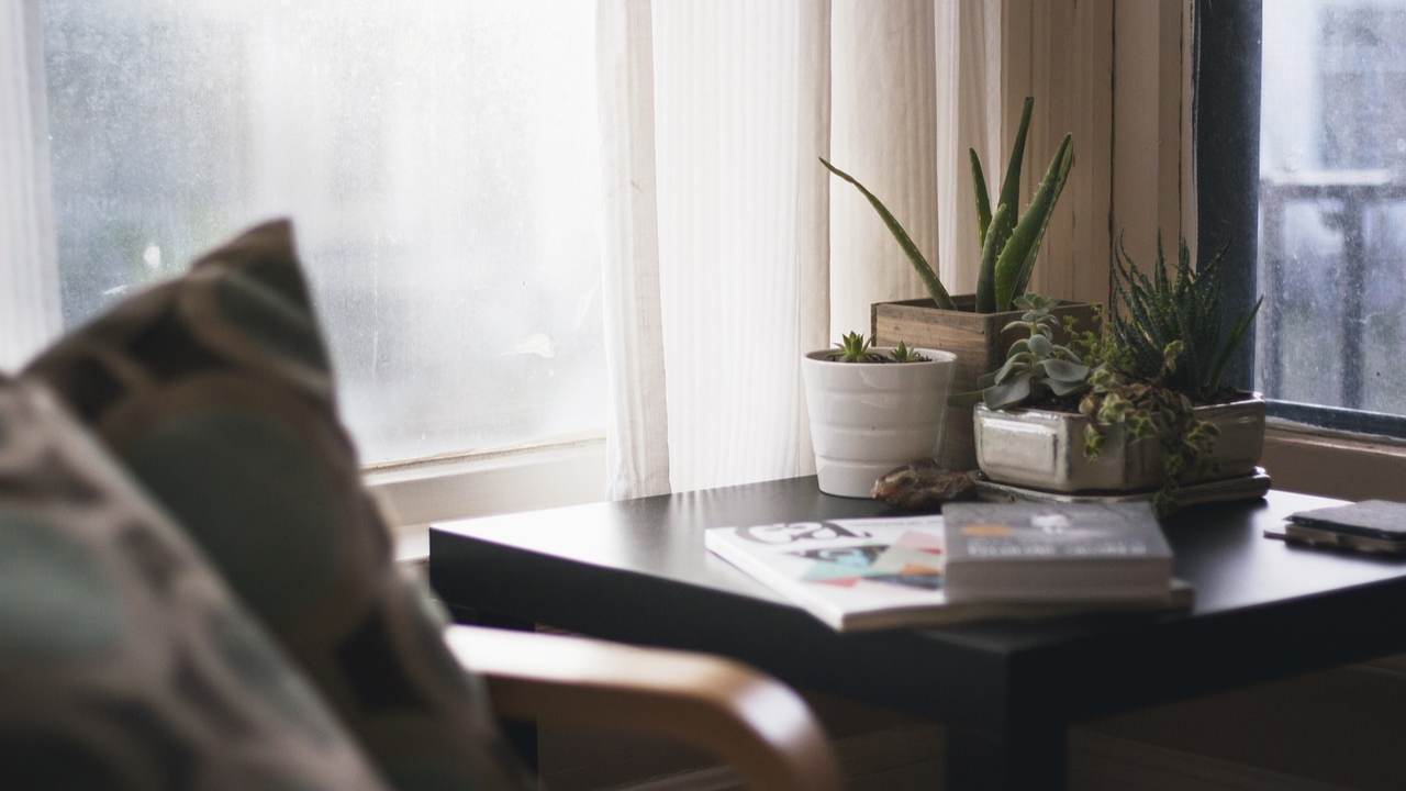 Loughborough Student room made like home